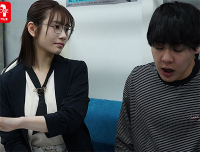 【速报】打巴掌、踩鸡鸡⋯戴眼镜的「文系美女」河北彩伽这次有够痴！ ...